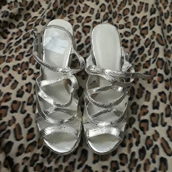 Shoes - Picture 3 of 3